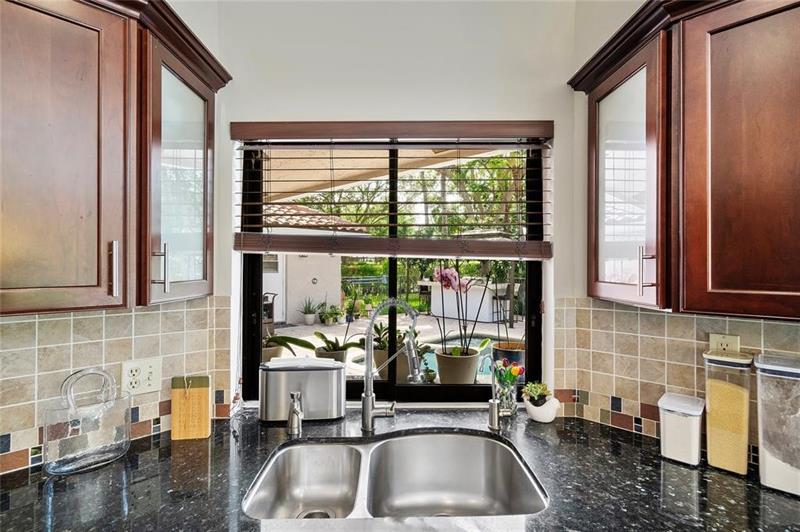 Image 24 of 56 For 6351 52nd St