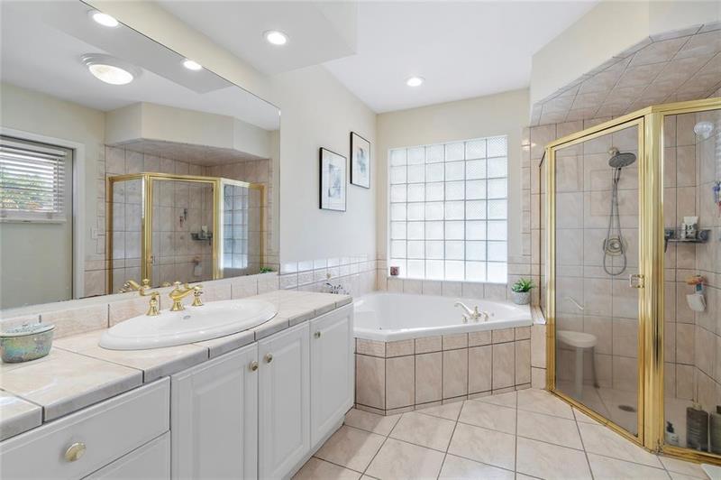 Image 30 of 56 For 6351 52nd St