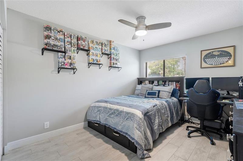 Image 32 of 56 For 6351 52nd St