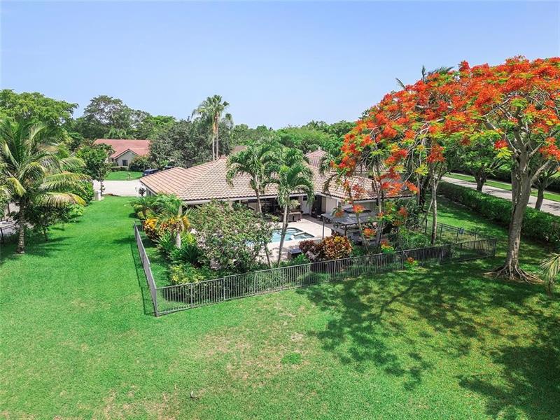 Image 43 of 56 For 6351 52nd St