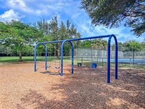 Image 46 of 56 For 6351 52nd St