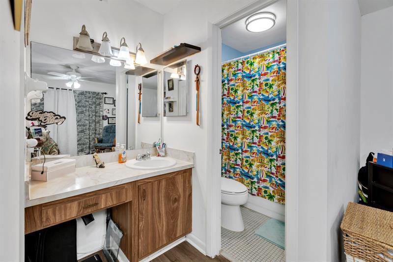 Image 18 of 61 For 6850 Royal Palm Blvd  306 G