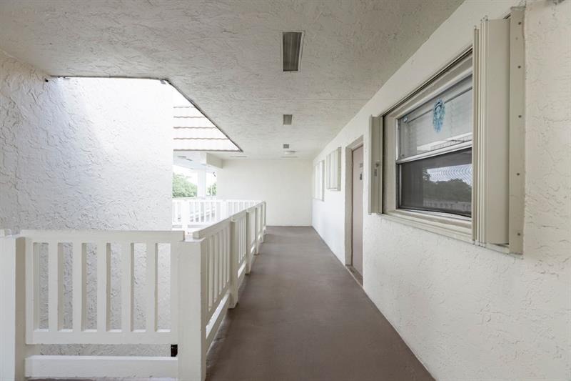 Image 25 of 61 For 6850 Royal Palm Blvd  306 G