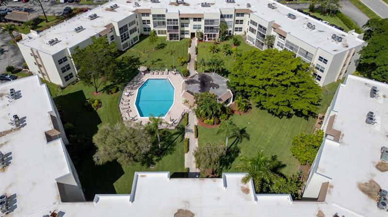 Image 45 of 61 For 6850 Royal Palm Blvd  306 G