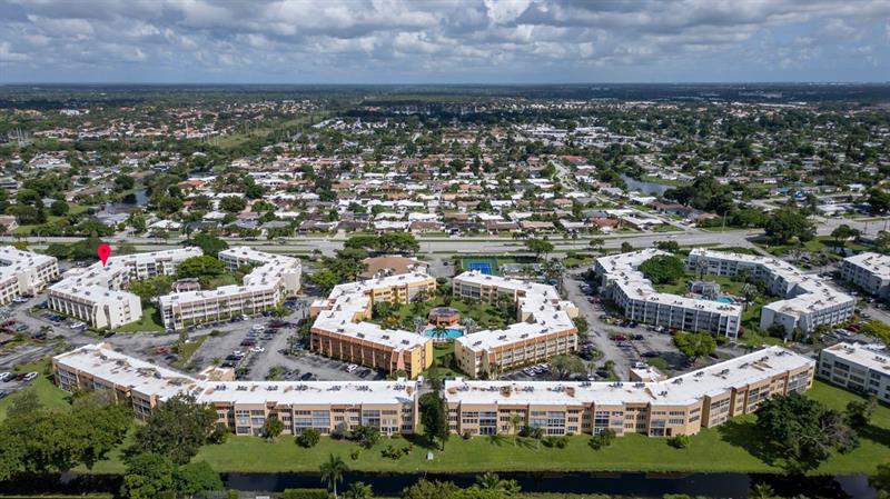 Image 55 of 61 For 6850 Royal Palm Blvd  306 G