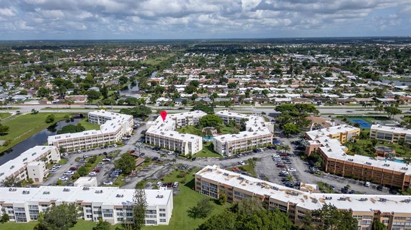 Image 56 of 61 For 6850 Royal Palm Blvd  306 G