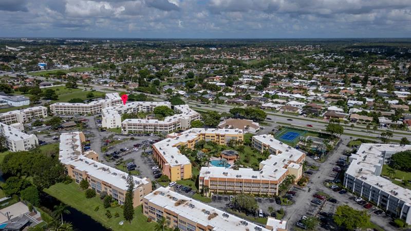 Image 59 of 61 For 6850 Royal Palm Blvd  306 G