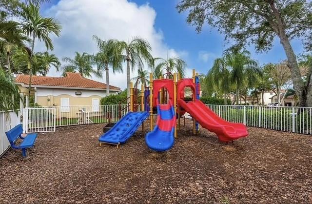 Image 14 of 21 For 6254 38th Dr