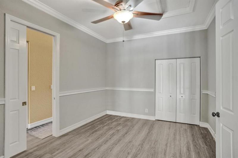 Image 13 of 42 For 12258 49th St