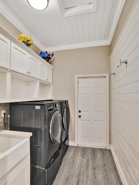 Image 21 of 42 For 12258 49th St