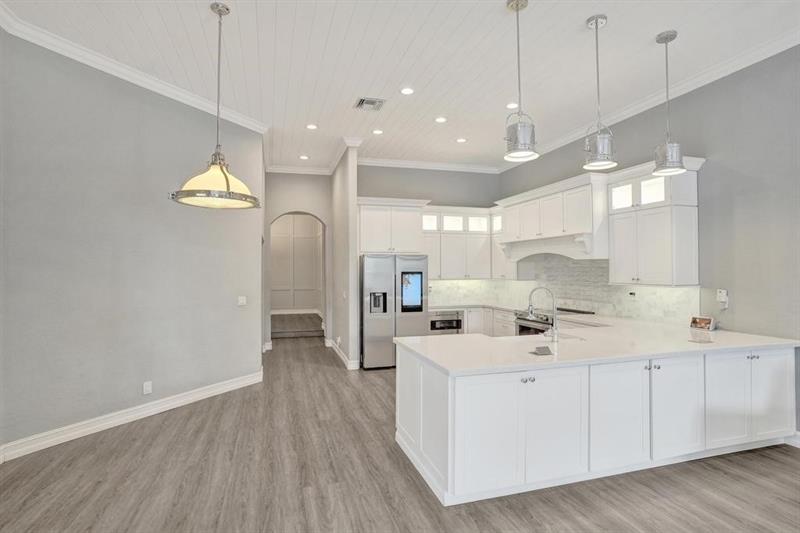 Image 34 of 42 For 12258 49th St