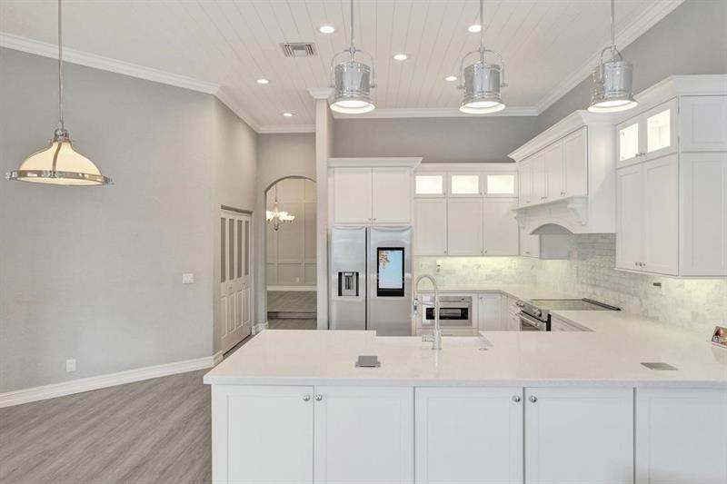 Image 35 of 42 For 12258 49th St