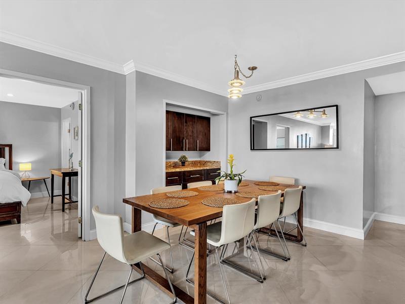 Image 13 of 65 For 4040 Galt Ocean Dr  811