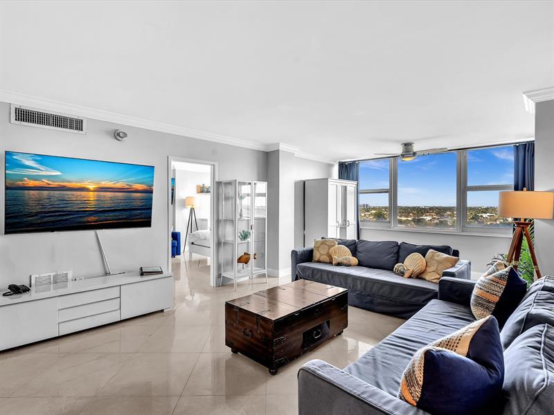 Image 15 of 65 For 4040 Galt Ocean Dr  811
