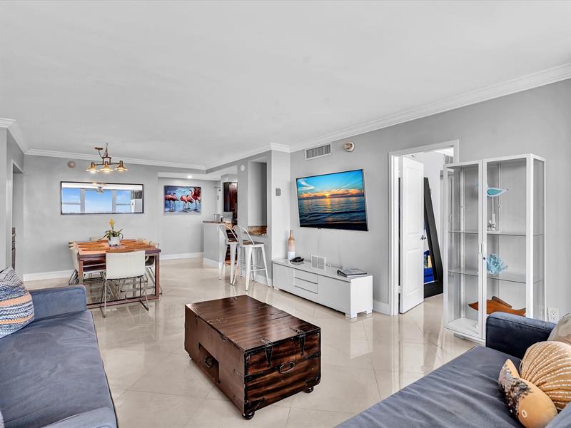 Image 20 of 65 For 4040 Galt Ocean Dr  811