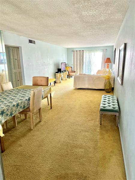 Image 6 of 13 For 4054 Exeter  C