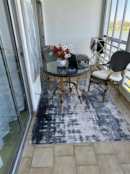 Image 9 of 13 For 4054 Exeter  C