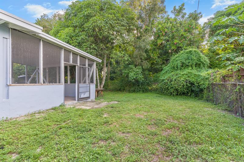 Image 29 of 37 For 14800 8th Ct