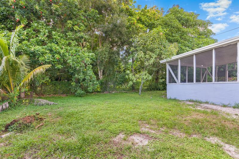 Image 31 of 37 For 14800 8th Ct