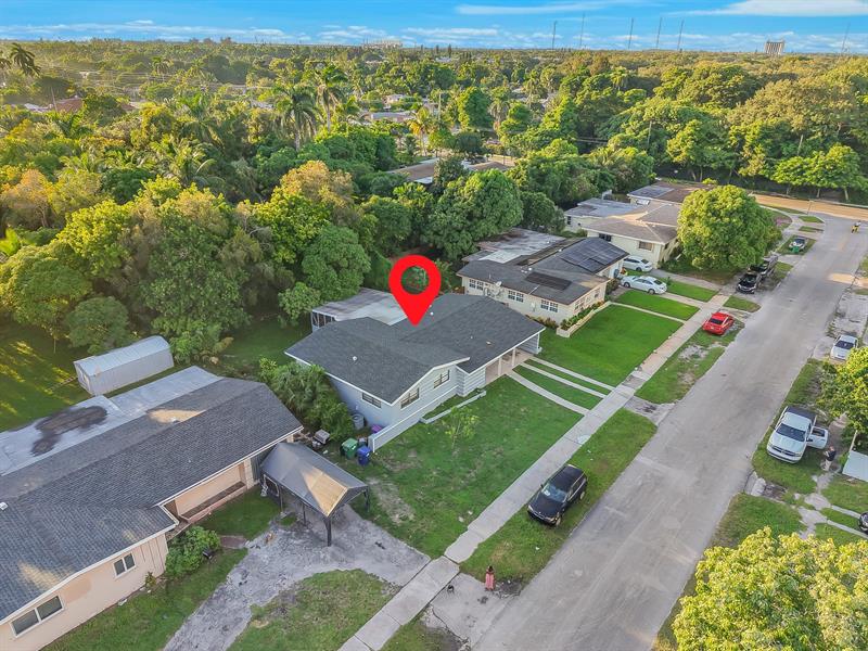 Image 33 of 37 For 14800 8th Ct