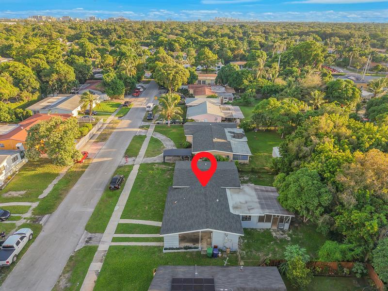 Image 34 of 37 For 14800 8th Ct