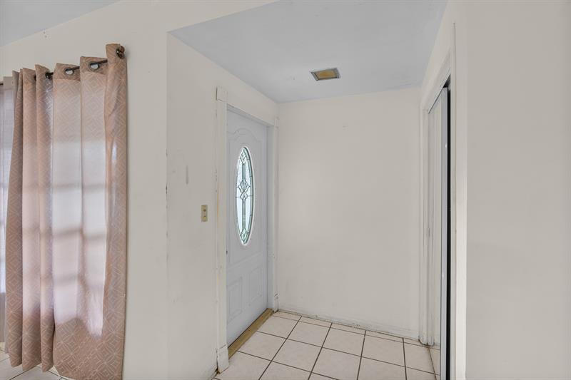 Image 5 of 37 For 14800 8th Ct