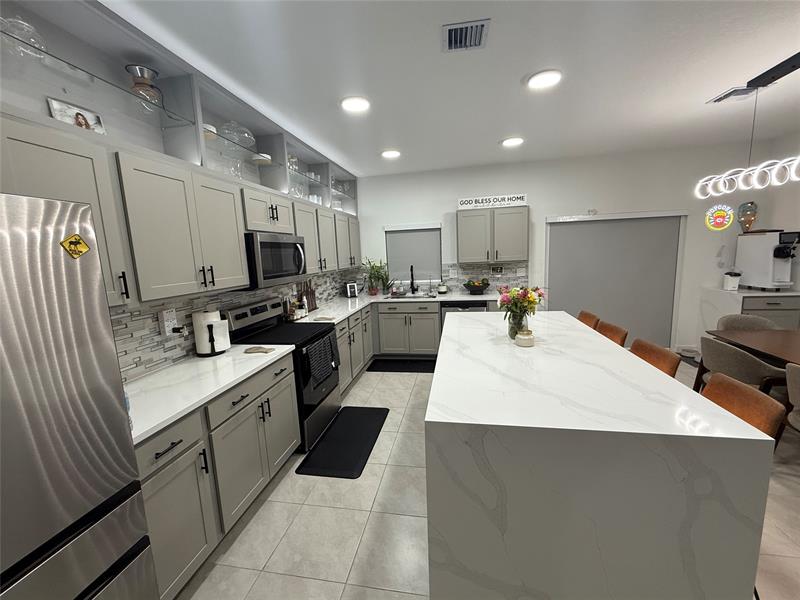 Image 20 of 21 For 845 3rd Way  