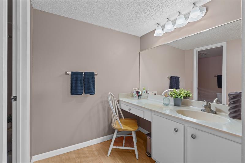 Image 35 of 52 For 16051 Blatt Blvd  212