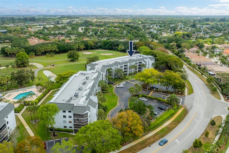 Image 44 of 52 For 16051 Blatt Blvd  212