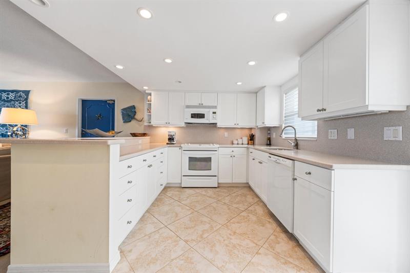 Image 16 of 32 For 215 Birch Rd  4c