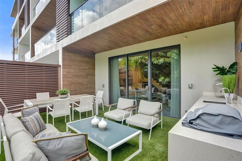 Image 13 of 62 For 3030 Ocean Blvd  S104