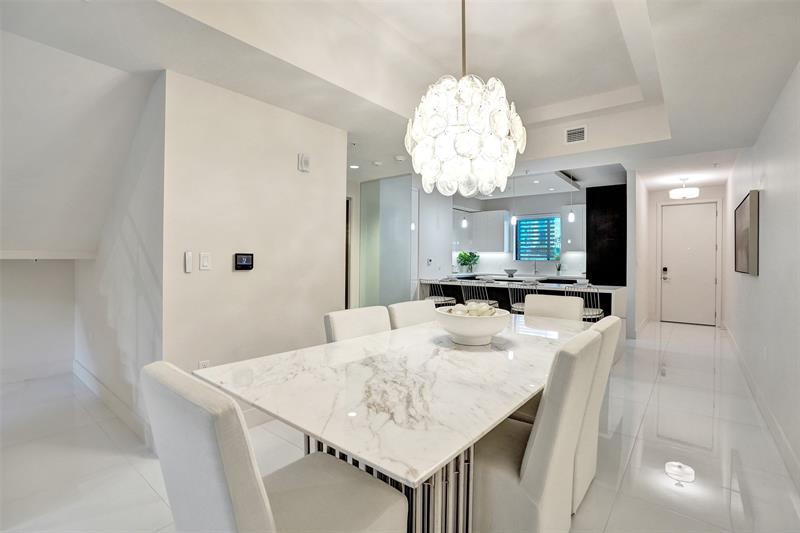 Image 16 of 62 For 3030 Ocean Blvd  S104