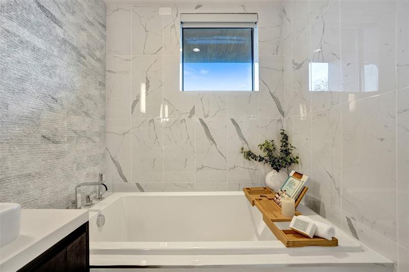 Image 35 of 62 For 3030 Ocean Blvd  S104