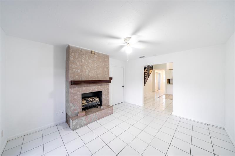 Image 22 of 28 For 3625 70th Ave  23-x