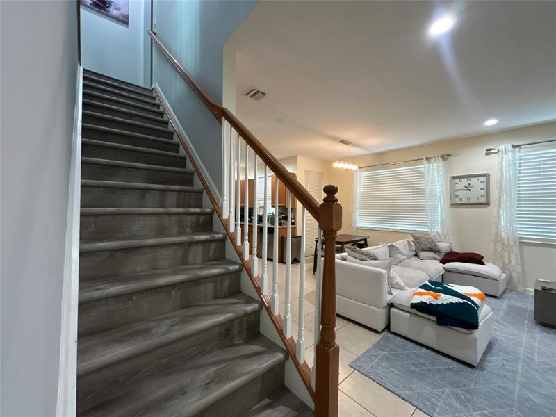 Image 5 of 23 For 3330 124 Way  3330