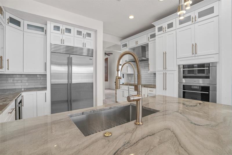Image 16 of 62 For 21347 Gosier Way