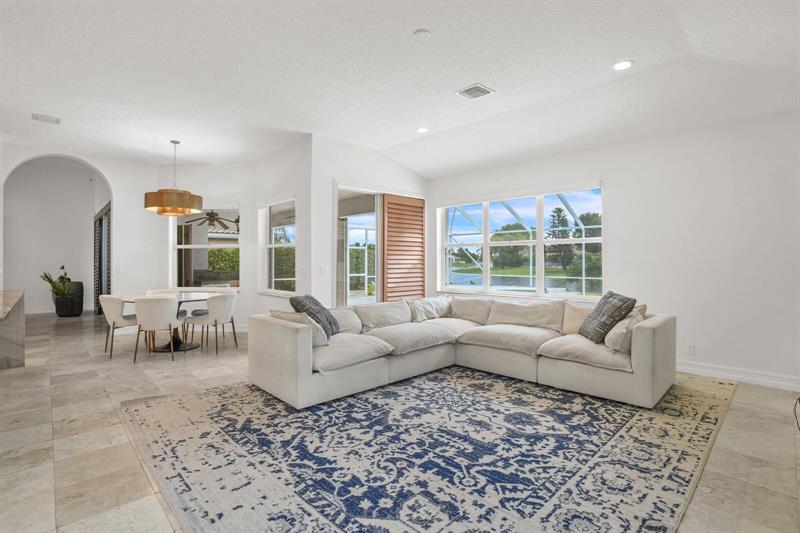 Image 22 of 62 For 21347 Gosier Way
