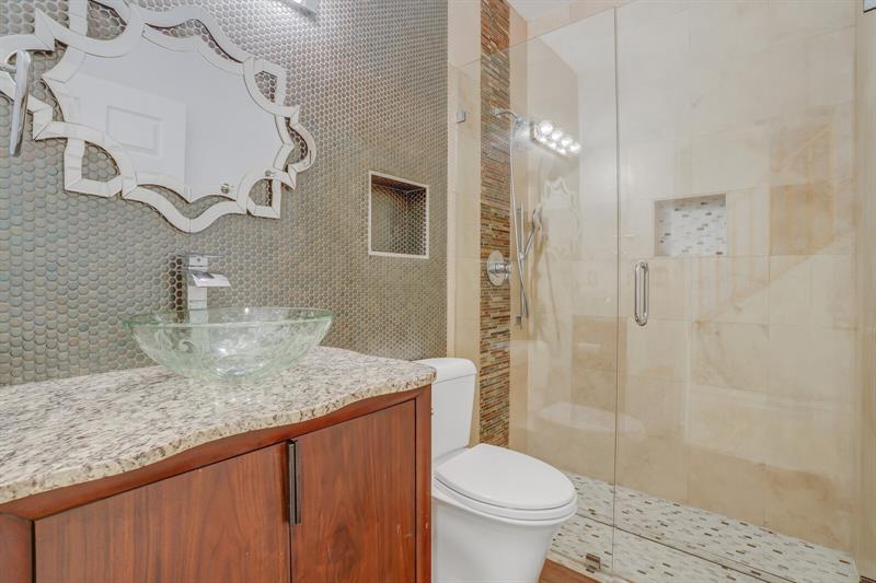Image 32 of 62 For 21347 Gosier Way