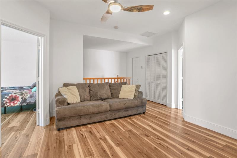Image 37 of 62 For 21347 Gosier Way