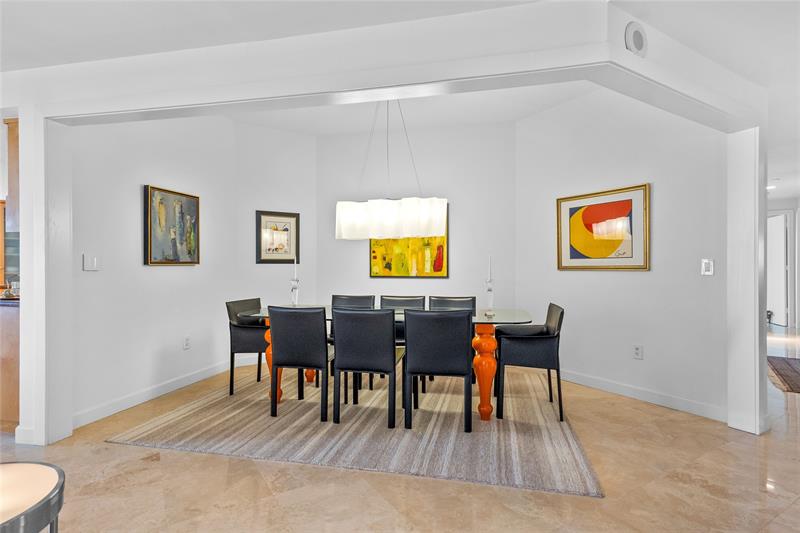 Image 18 of 70 For 615 Bayshore Dr  301