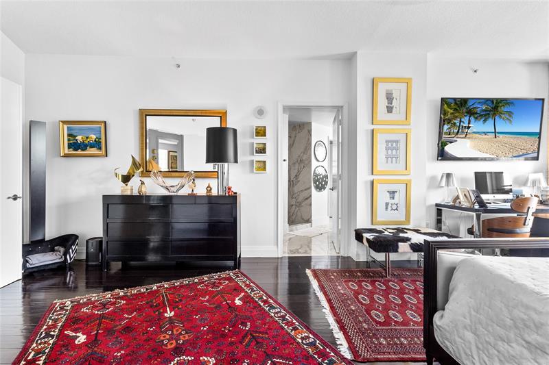 Image 21 of 70 For 615 Bayshore Dr  301