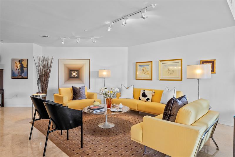 Image 6 of 70 For 615 Bayshore Dr  301