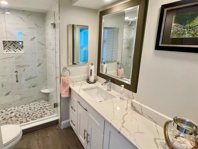 Image 21 of 52 For 800 20th Ave  1115