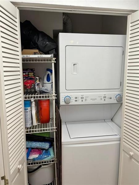 Image 8 of 13 For 2445 18th Ter  914