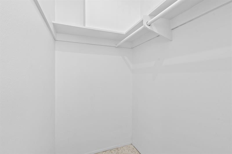 Image 32 of 41 For 3321 16th Ct