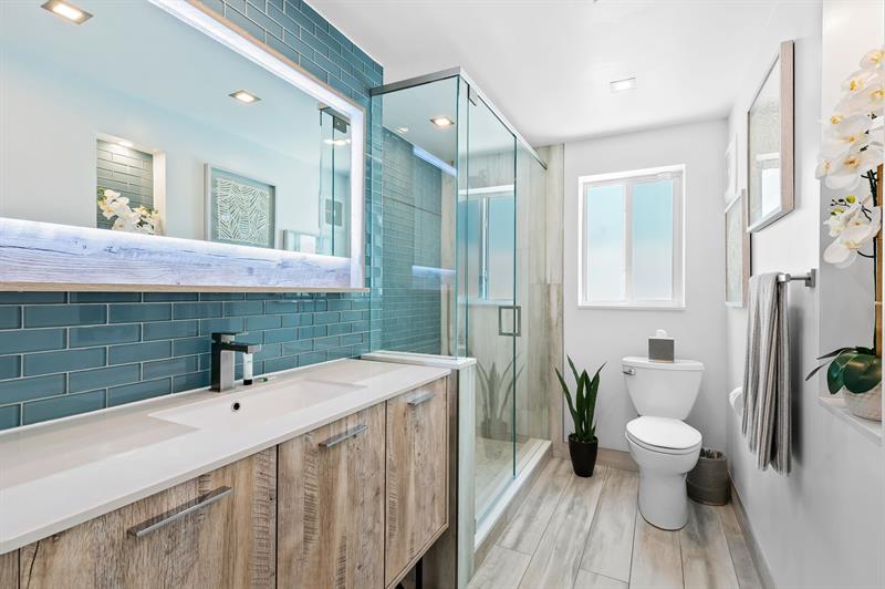 Image 36 of 41 For 3321 16th Ct