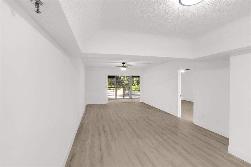 Image 12 of 24 For 23344 Carolwood Ln  302