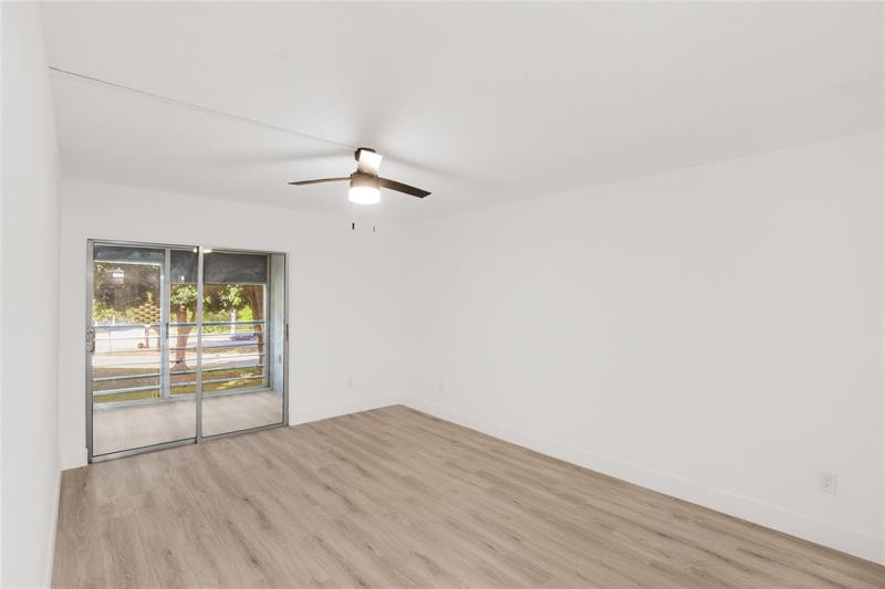 Image 13 of 24 For 23344 Carolwood Ln  302