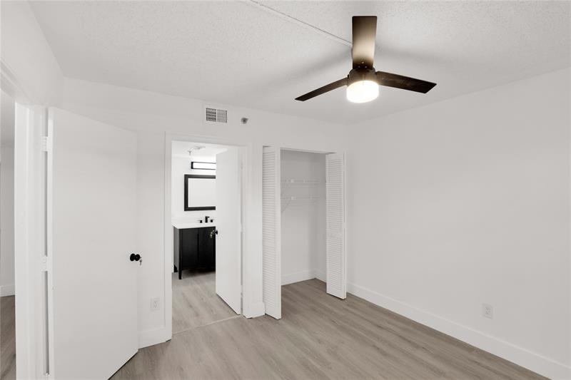 Image 7 of 24 For 23344 Carolwood Ln  302
