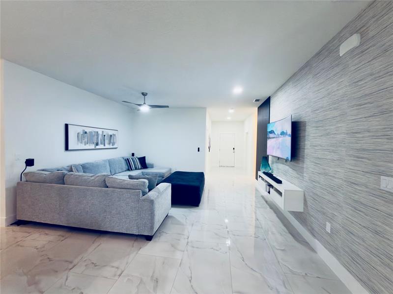 Image 11 of 47 For 2149 Susset Lane